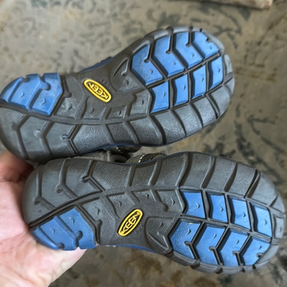 Keen Kids Water Shoes - Gray and Blue - Picture 7 of 8